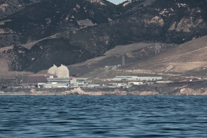 Diablo_Canyon_Power_Plant_from_Port_San_Luis