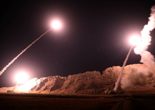 イランによる攻撃ミサイル発射（IRNAより）